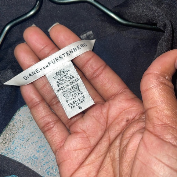 DVF Spring floral ruffle black dress - Picture 6 of 6